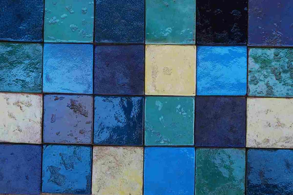 Glazed tiles for freeze weather