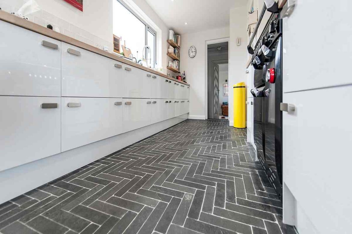 Slate kitchen floor tiles types, cost, installation and maintenance